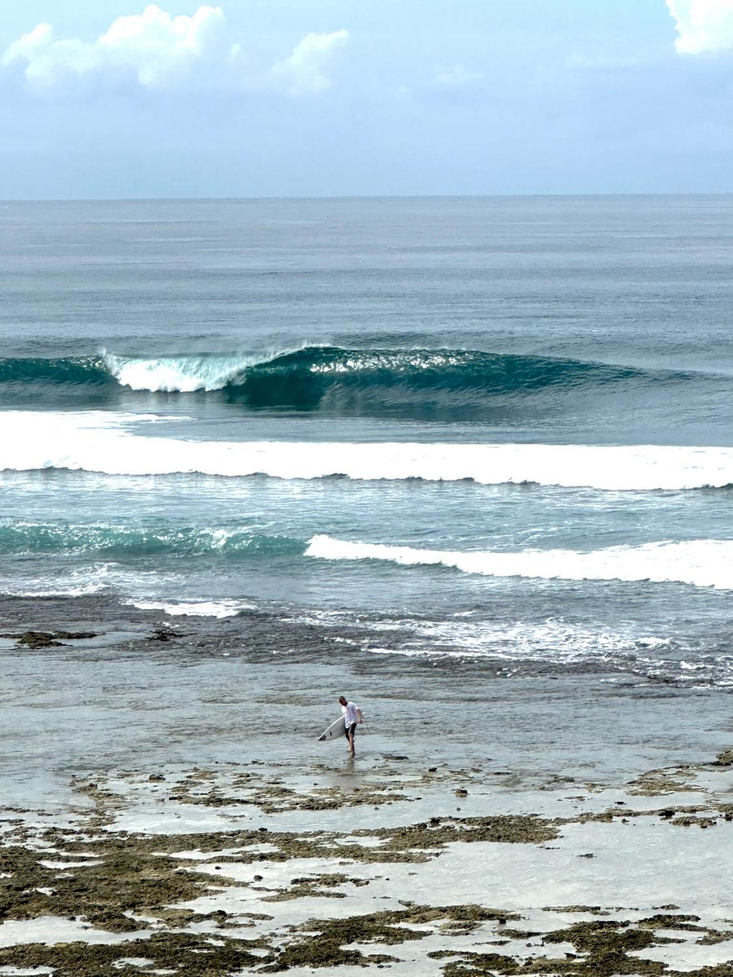 Baturundung Surf Resort Naibos Exterior foto